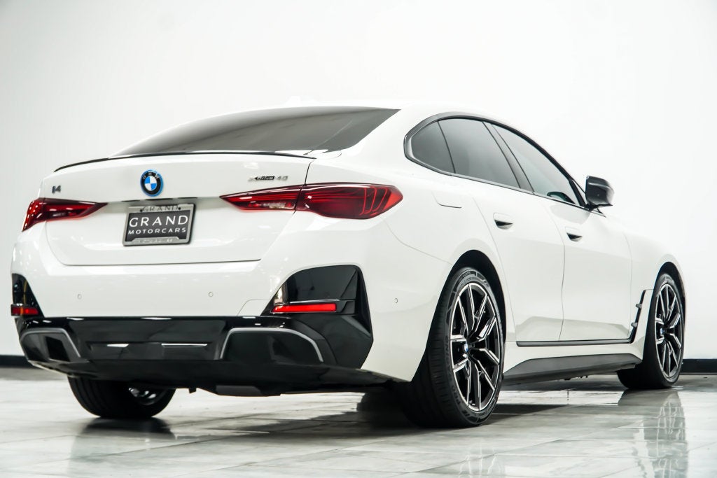 2025 BMW i4 xDrive40
