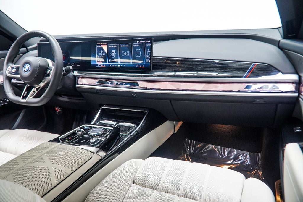 2025 BMW i7 xDrive60