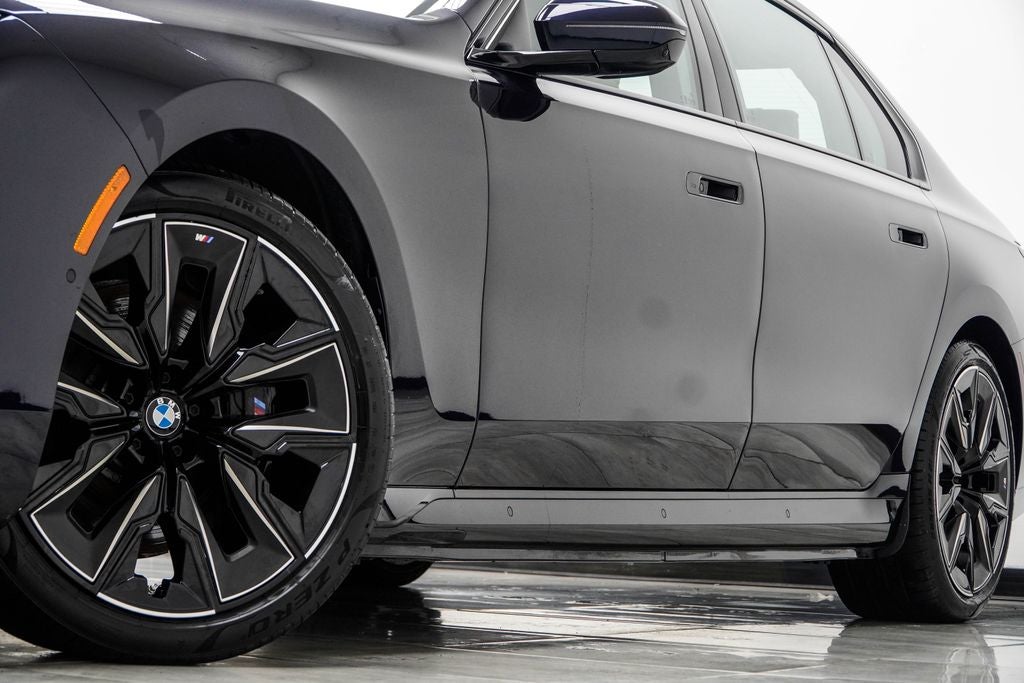 2025 BMW i7 xDrive60