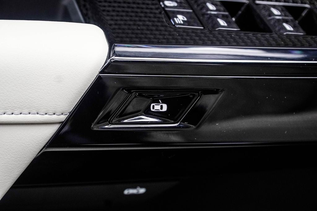 2025 BMW i7 xDrive60