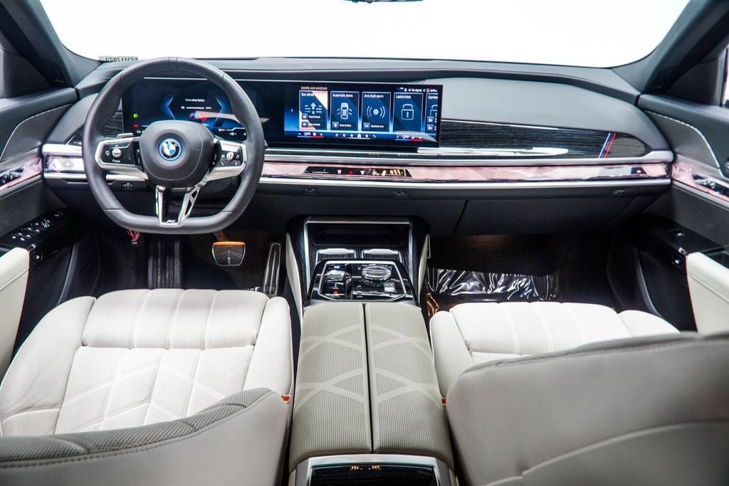 2025 BMW i7 xDrive60