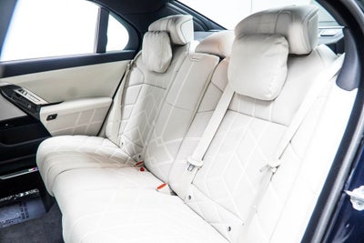 2025 BMW i7 xDrive60