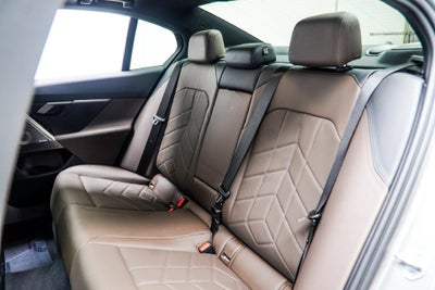 2026 BMW i5 eDrive40
