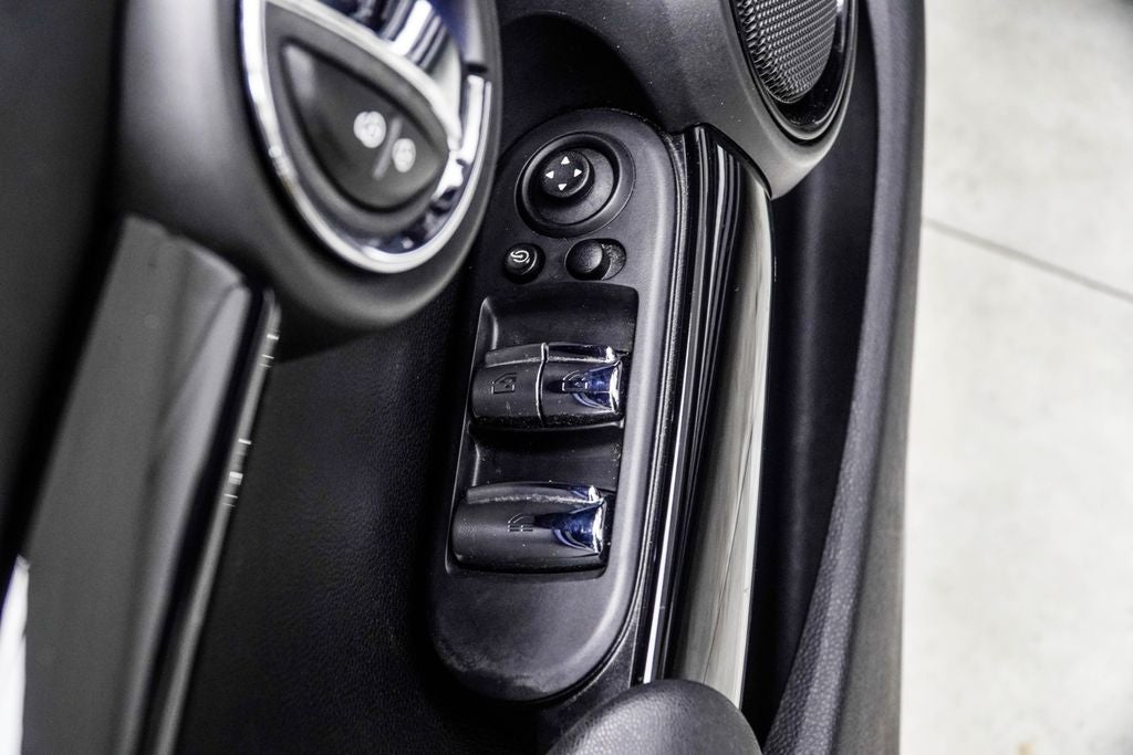 2023 MINI Cooper S Base