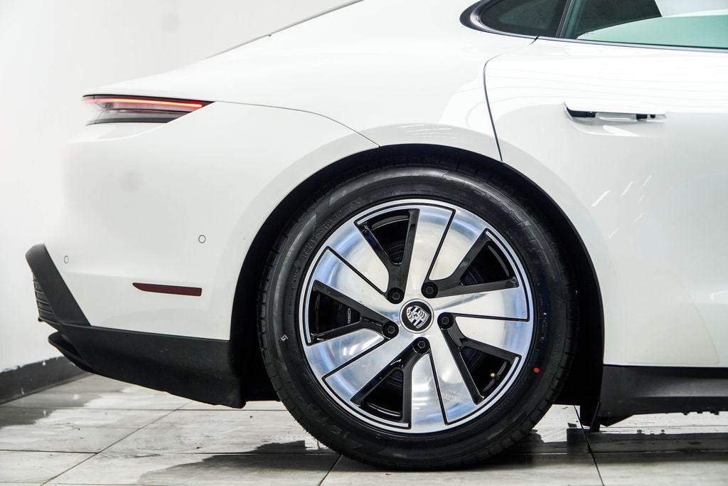 2024 Porsche Taycan Base