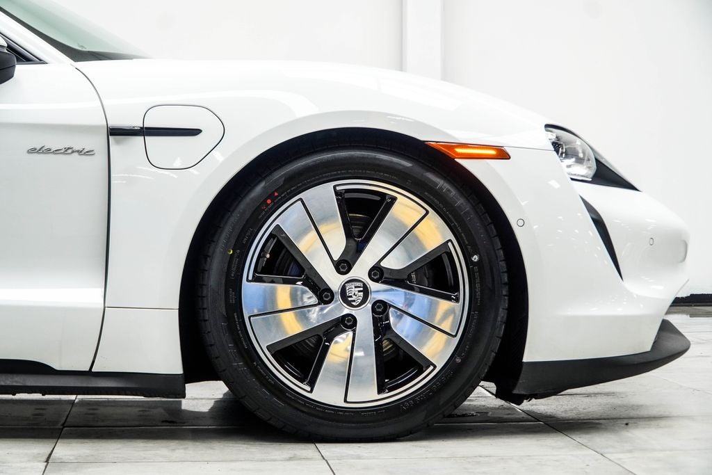 2024 Porsche Taycan Base