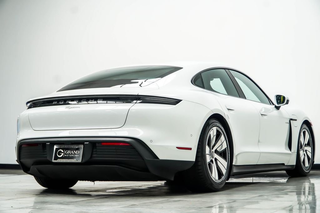 2024 Porsche Taycan Base