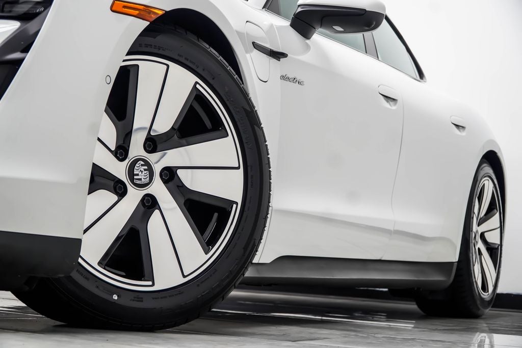 2024 Porsche Taycan Base