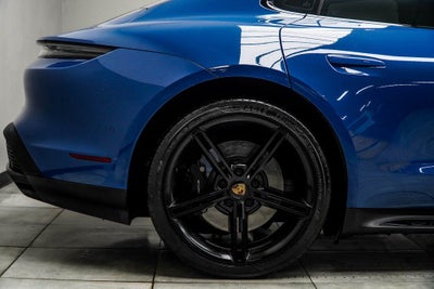 2022 Porsche Taycan GTS