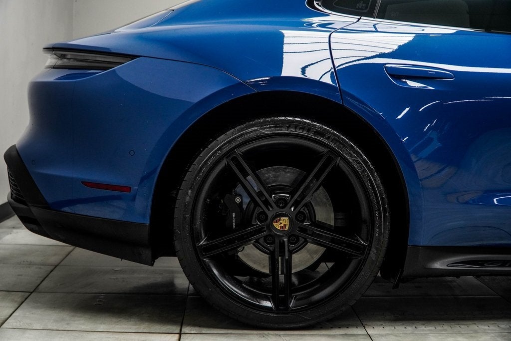 2022 Porsche Taycan GTS