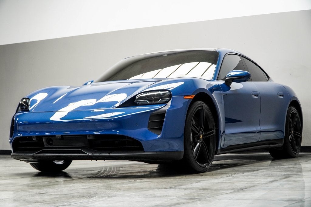 2022 Porsche Taycan GTS