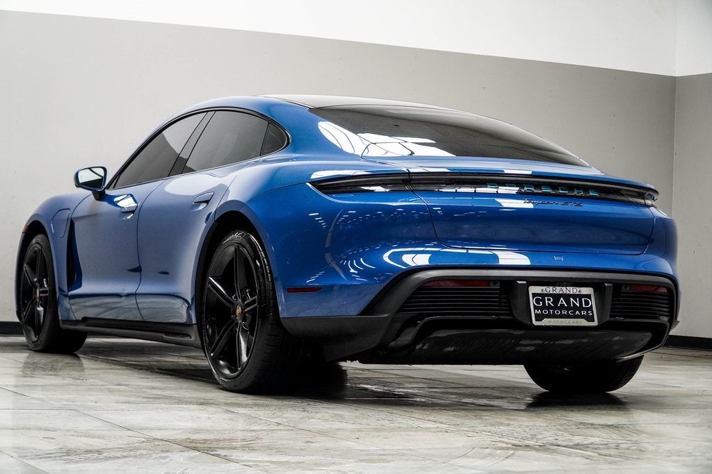 2022 Porsche Taycan GTS