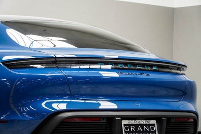 2022 Porsche Taycan GTS