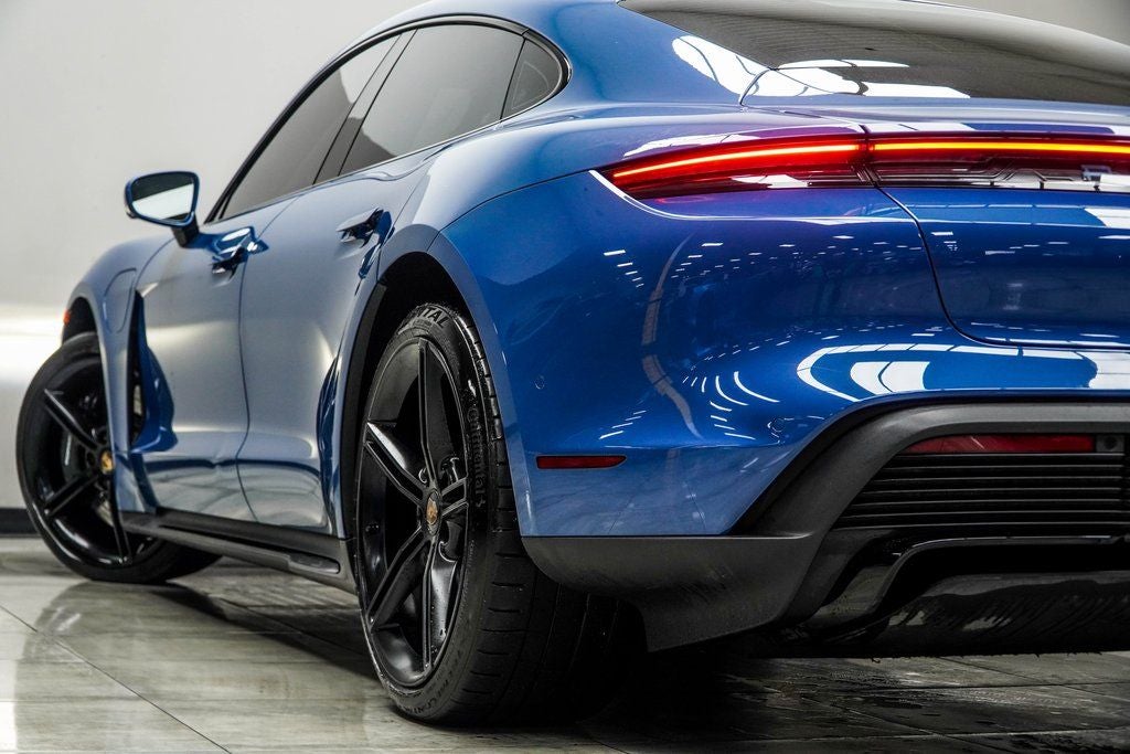 2022 Porsche Taycan GTS