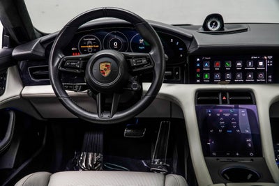 2022 Porsche Taycan GTS