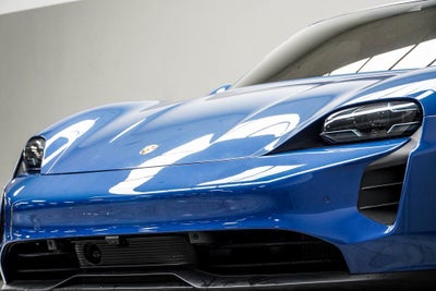 2022 Porsche Taycan GTS