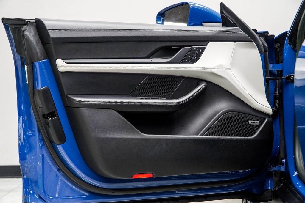 2022 Porsche Taycan GTS