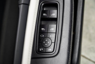 2022 Porsche Taycan GTS