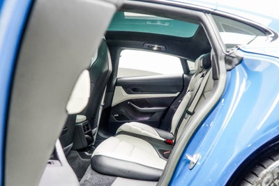 2022 Porsche Taycan GTS