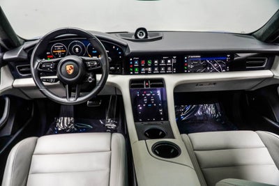 2022 Porsche Taycan GTS