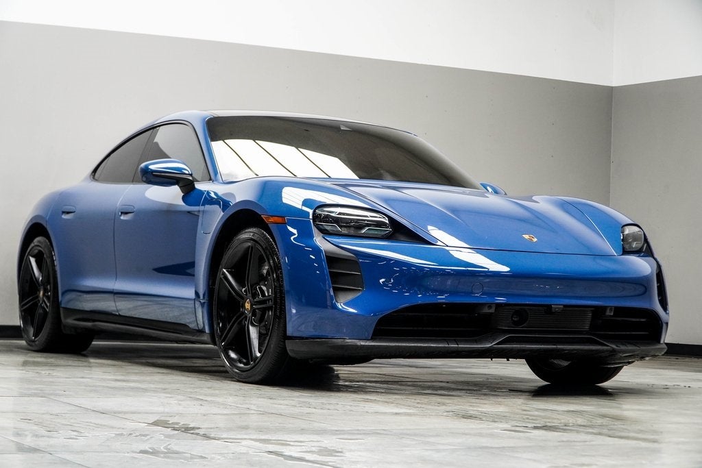 2022 Porsche Taycan GTS