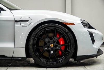 2023 Porsche Taycan GTS