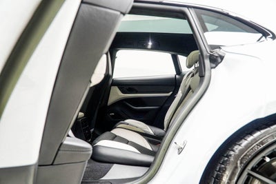 2023 Porsche Taycan GTS