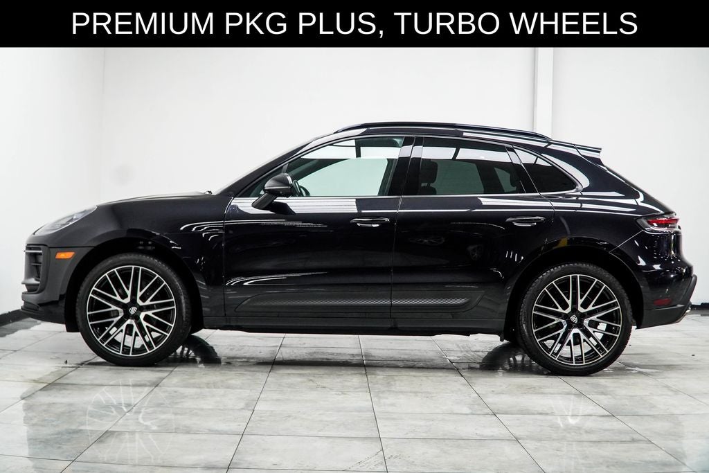 2022 Porsche Macan Base