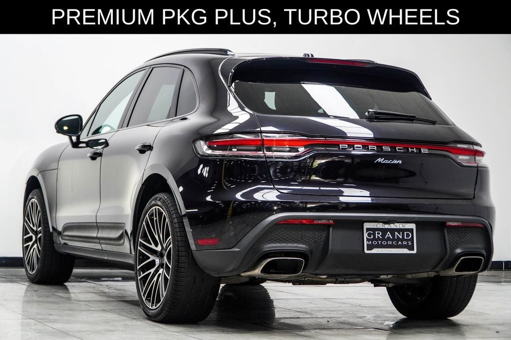2022 Porsche Macan Base