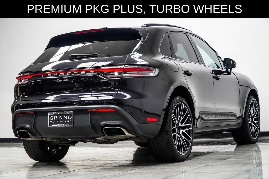 2022 Porsche Macan Base