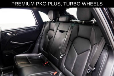2022 Porsche Macan Base
