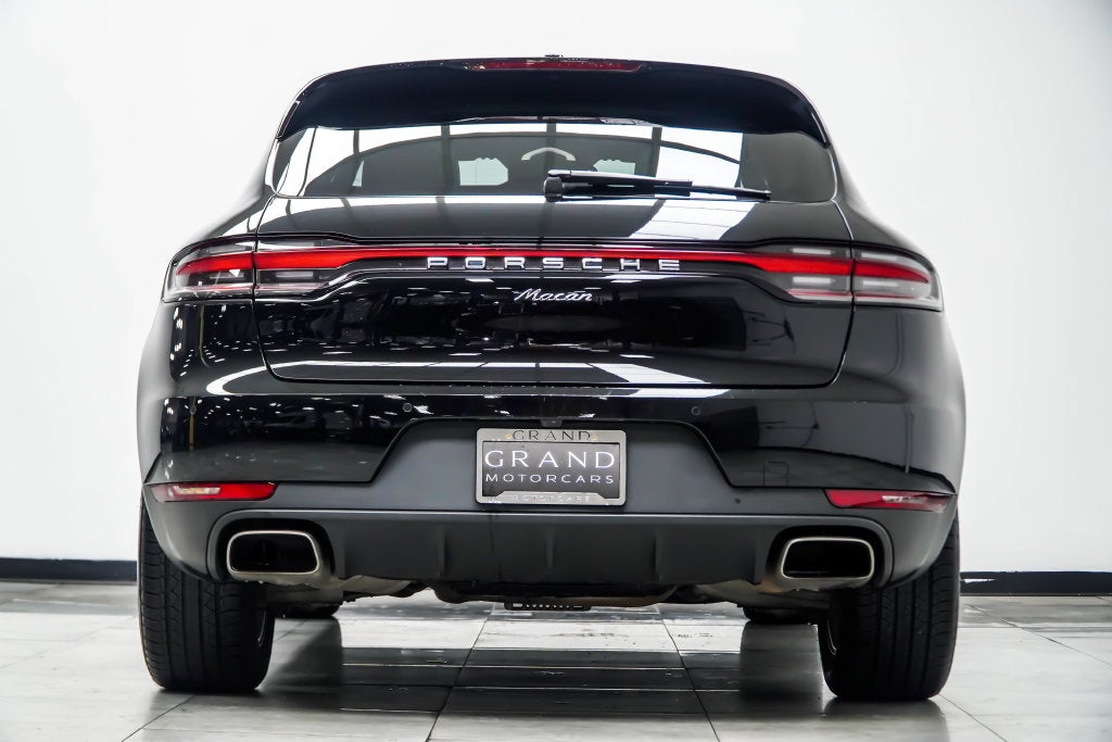 2021 Porsche Macan Base