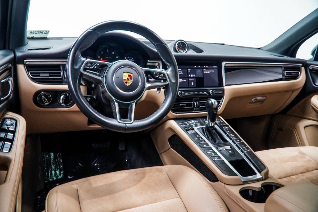 2021 Porsche Macan Base