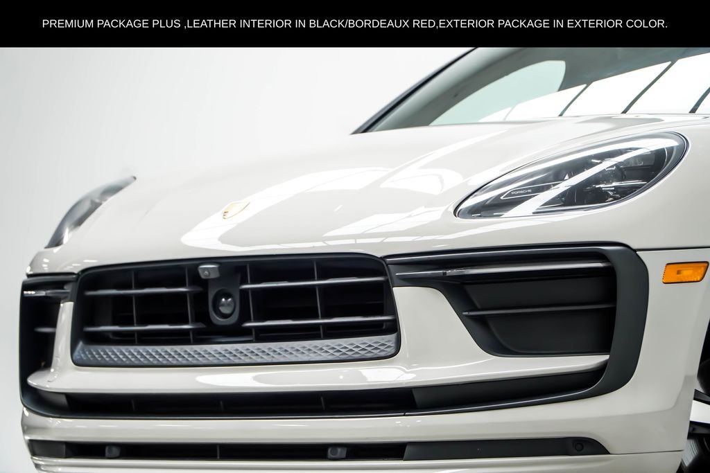 2023 Porsche Macan Base