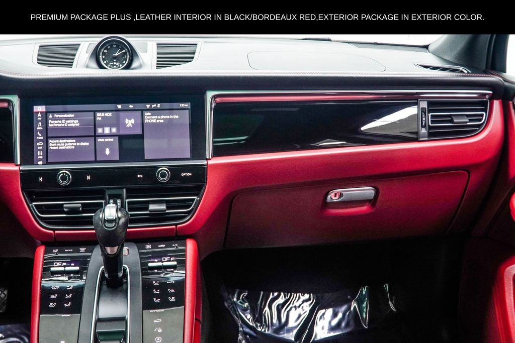 2023 Porsche Macan Base