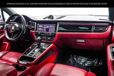 2023 Porsche Macan Base