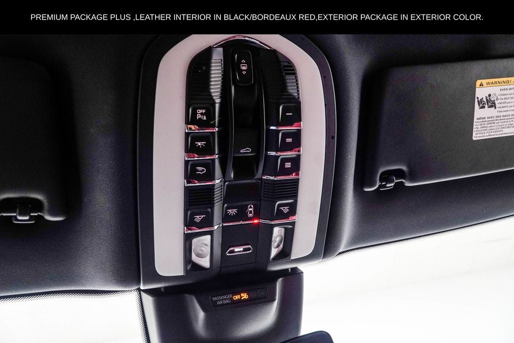 2023 Porsche Macan Base
