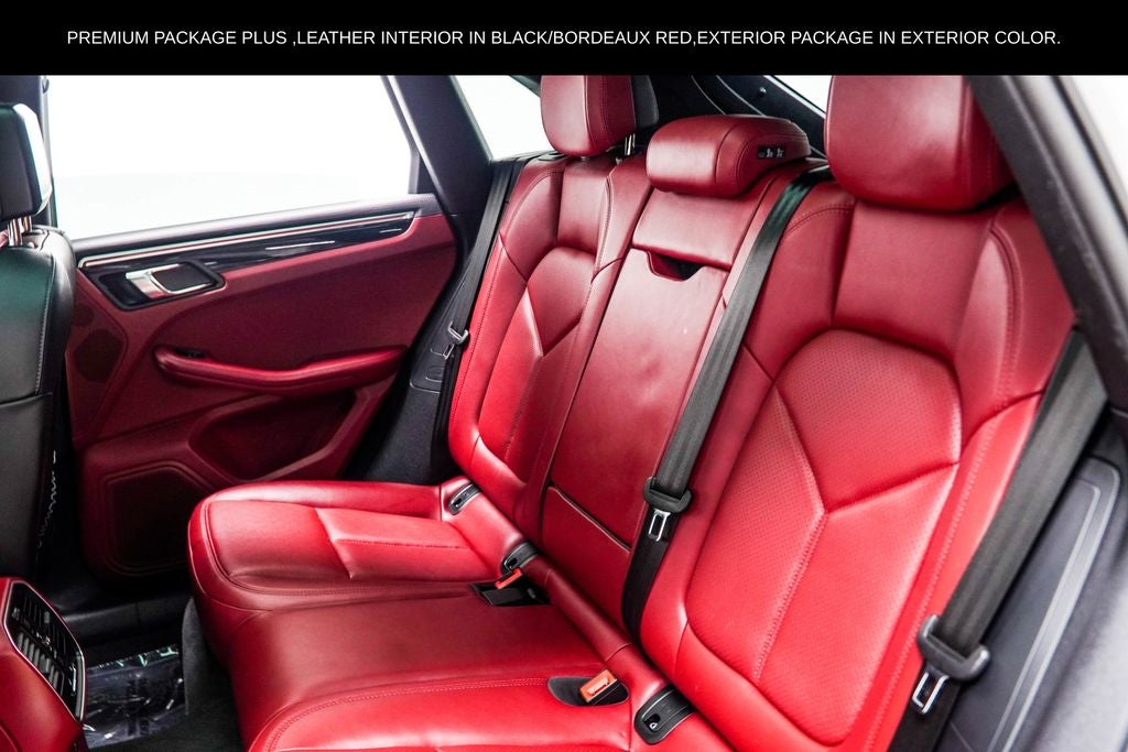 2023 Porsche Macan Base