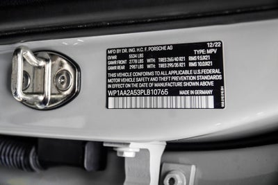 2023 Porsche Macan Base