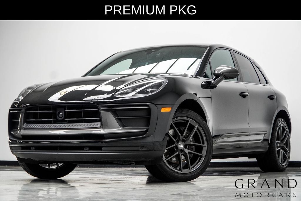 2023 Porsche Macan T
