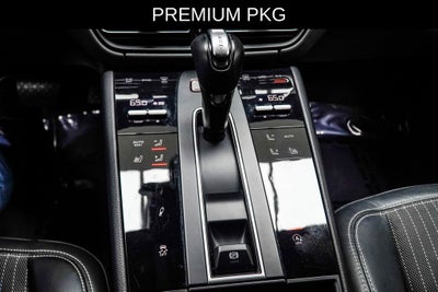 2023 Porsche Macan T