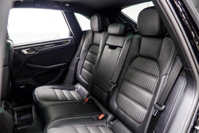 2023 Porsche Macan T