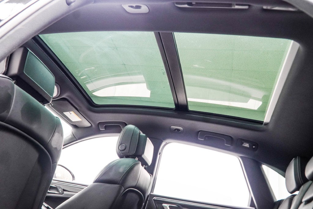2023 Porsche Macan T