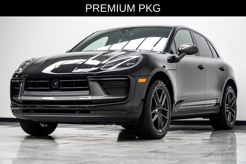 2023 Porsche Macan T