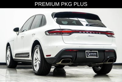 2023 Porsche Macan Base