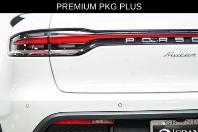 2023 Porsche Macan Base