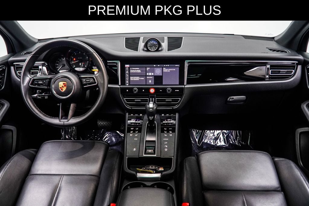 2023 Porsche Macan Base