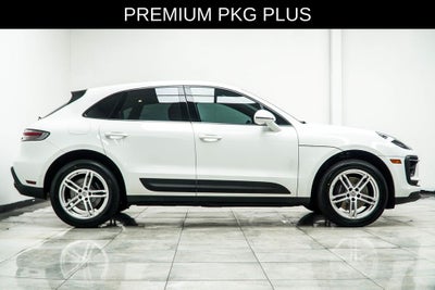 2023 Porsche Macan Base