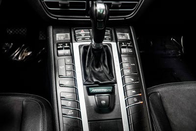2019 Porsche Macan Base