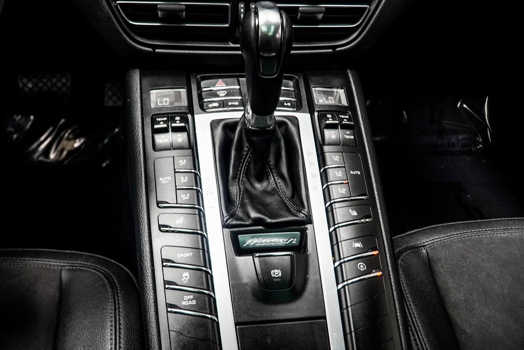 2019 Porsche Macan Base